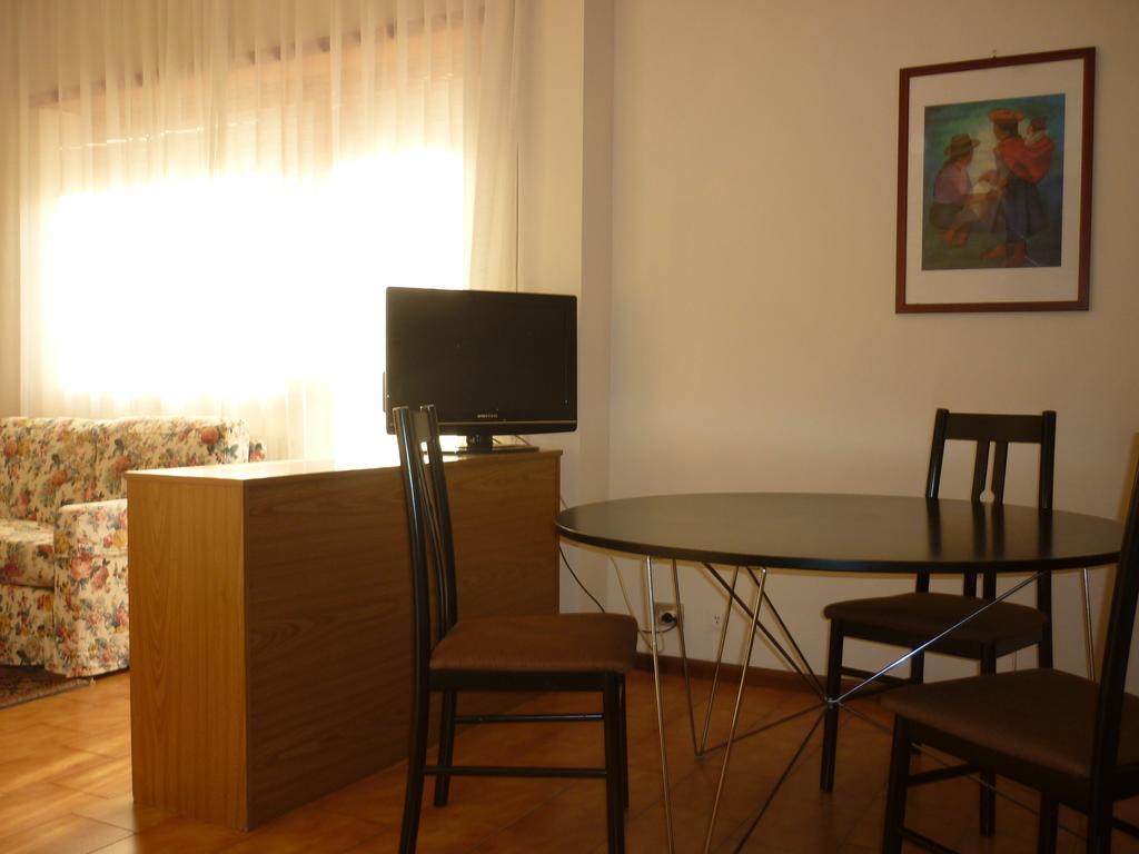 Eur Nir Residence Rom Zimmer foto